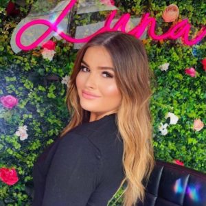 Mia Clark kits (exclusive to Mia)